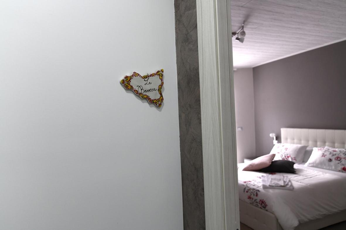 La Regina Di Saba Bed & Breakfast เปียซซา อาร์เมรีนา ภายนอก รูปภาพ