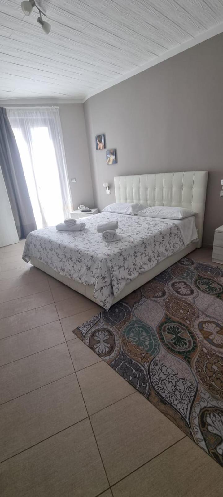 La Regina Di Saba Bed & Breakfast เปียซซา อาร์เมรีนา ภายนอก รูปภาพ