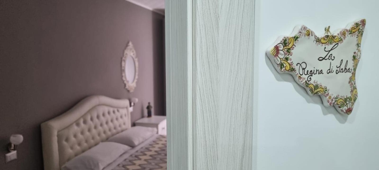 La Regina Di Saba Bed & Breakfast เปียซซา อาร์เมรีนา ภายนอก รูปภาพ