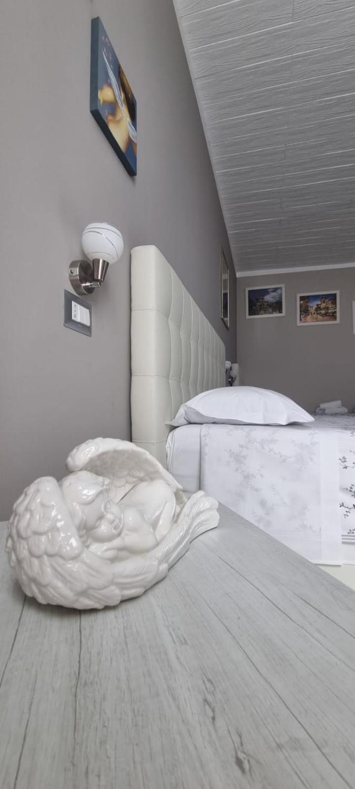 La Regina Di Saba Bed & Breakfast เปียซซา อาร์เมรีนา ภายนอก รูปภาพ