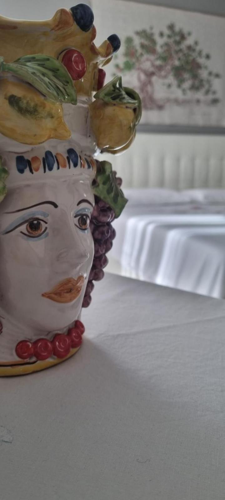 La Regina Di Saba Bed & Breakfast เปียซซา อาร์เมรีนา ภายนอก รูปภาพ